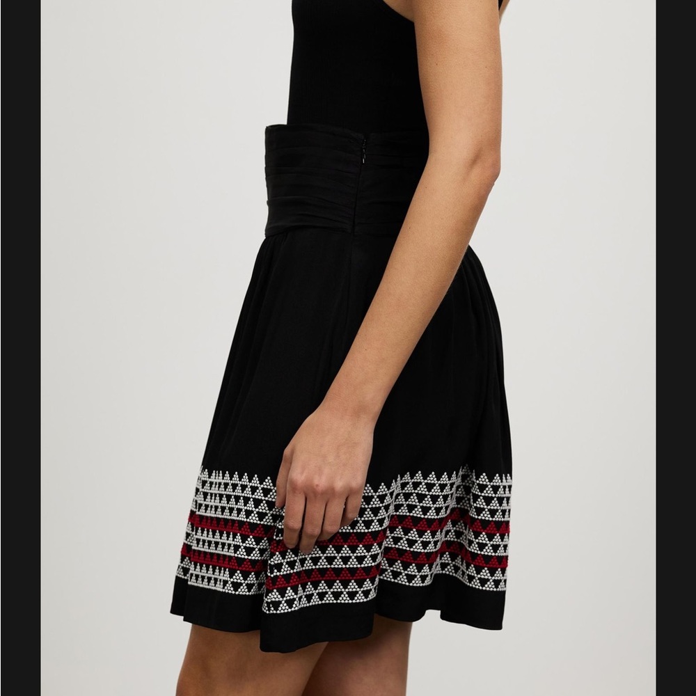 Skirt size S - Picture 2 of 7